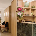 Opera Hotel