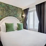Opera Hotel