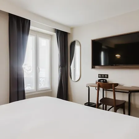 Otel Opera 3*